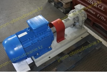 Фото химического насоса АХ 65-40-200