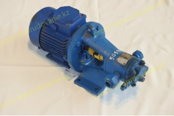 Фотография шестерённого насоса НМШФ0,6-25-0,25/25Ю-5